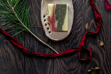 Load image into Gallery viewer, Mistletoe & Crushed Cranberry Soap