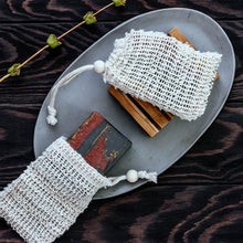 Load image into Gallery viewer, Sisal Agave Soap Scrubber
